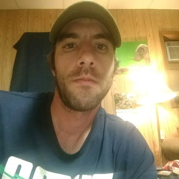 Profile Picture of Zach Janssen (@ironfistofrage) on Poshmark