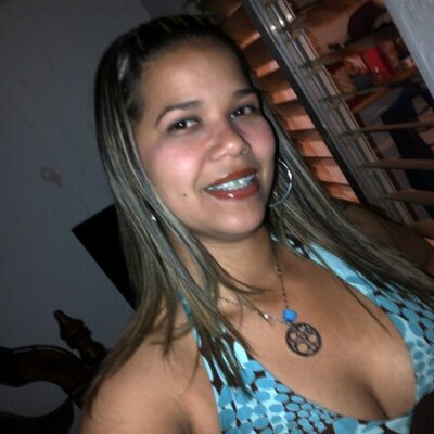 Profile Picture of Alejandra Palomo (@Aleja745) on Twitter