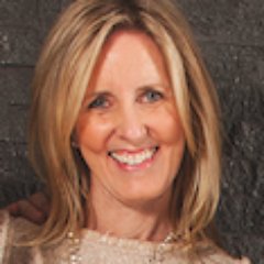 Profile Picture of Lori Klein (@LoriKlein01) on Twitter