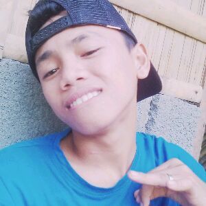 Profile Picture of Ryan Monge (@ryanmonge) on Tiktok
