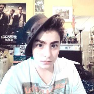 Profile Picture of Nathan Lenoir (@Na1hLenoir) on Twitter