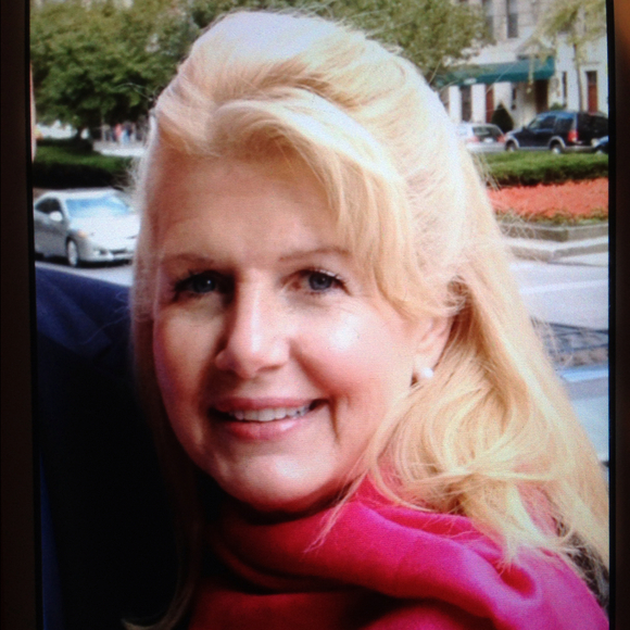 Profile Picture of Nancy Mccarthy (@travel4mac) on Poshmark