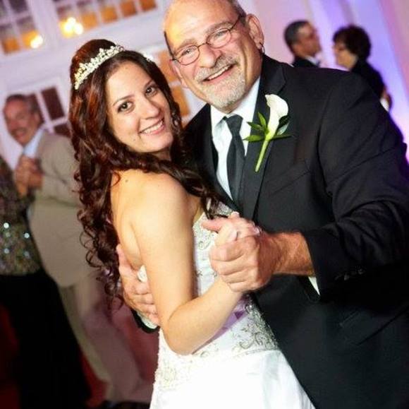 Profile Picture of Leslie Barca (@leslie7106) on Poshmark