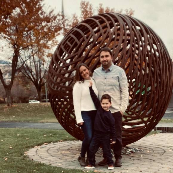 Profile Picture of Thea Graham (@tgraham0345) on Poshmark