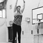 Profile Picture of Carly Slade (@carlykimslade) on Instagram