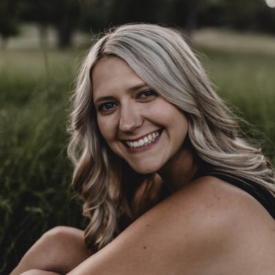 Profile Picture of Sierra Reid Engle (@sengle1534) on Twitter