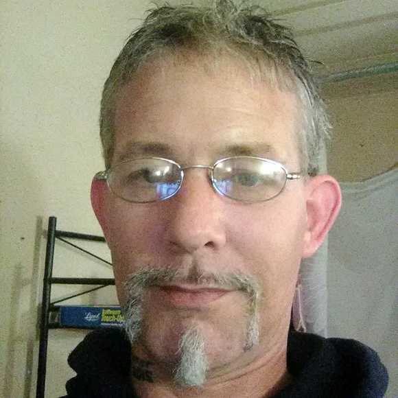 Profile Picture of Christopher Gatlin (@cobra75) on Poshmark