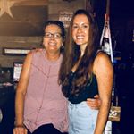 Profile Picture of Laurie Hughes (@m0mhughes) on Instagram