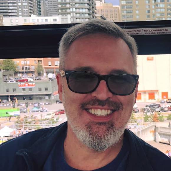 Profile Picture of Clinton Stone (@clintoneclipso) on Poshmark