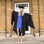 Profile Picture of Este Lauder (@yvonne_delphin) on Instagram