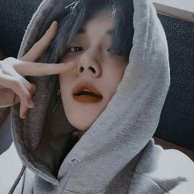 Profile Picture of Jeeeeeles (@JaeJeeVee95) on Twitter