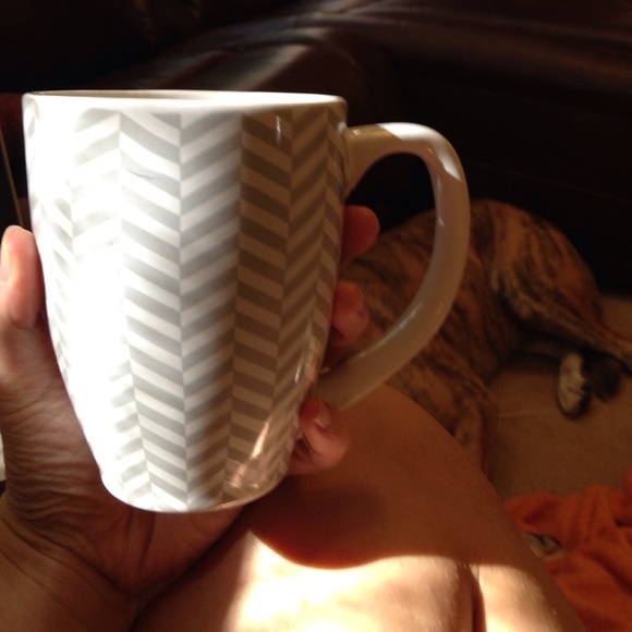 Profile Picture of Angela Lauderback (@arlauderback) on Poshmark