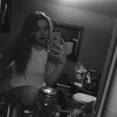 Profile Picture of Jessie Sutherland (@jessiesuth) on Twitter