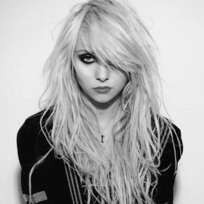 Profile Picture of Calista Gibbon (@GibbonCal_AP) on Twitter