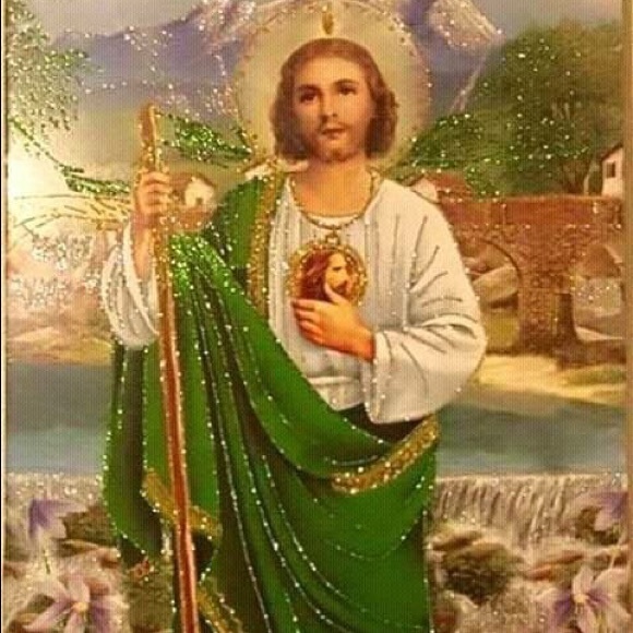 Profile Picture of Itzel Garcia (@itzg03) on Poshmark