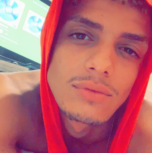 Profile Picture of Bladimir Quiterio (@bvalentino96) on Poshmark