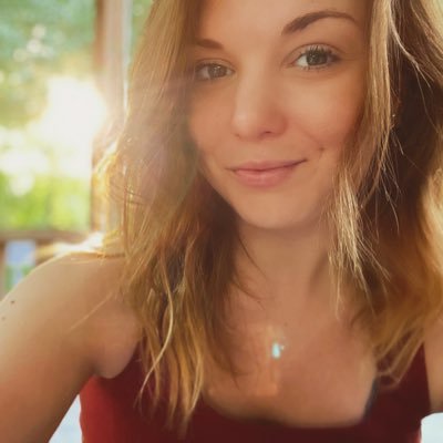 Profile Picture of Amanda Sizemore (@aesizemore) on Twitter