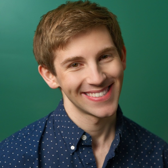 Profile Picture of David Clair (@davidclairvo) on Poshmark