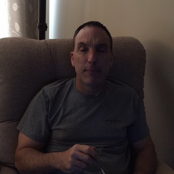 Profile Picture of Robert Davidowitz (@robby1948) on Poshmark