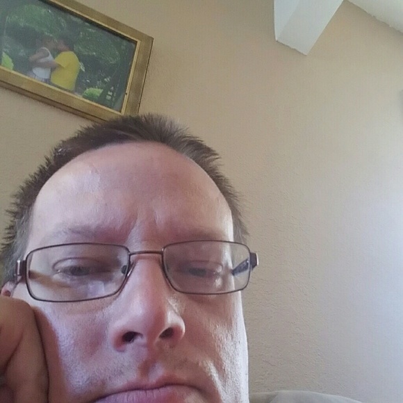 Profile Picture of Dave Bohnstedt (@daveandtab) on Poshmark