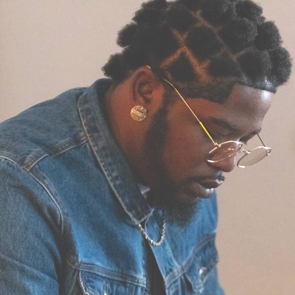 Profile Picture of Leo Hubbard (@leohubb) on Poshmark