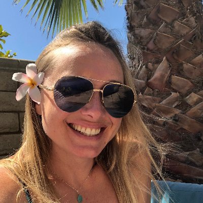 Profile Picture of Billi Jo Starr (@Dr_MomBoss) on Twitter