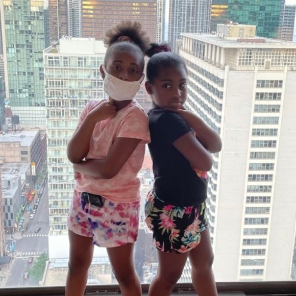 Profile Picture of Sabrina Chears (@sabrinachears) on Poshmark