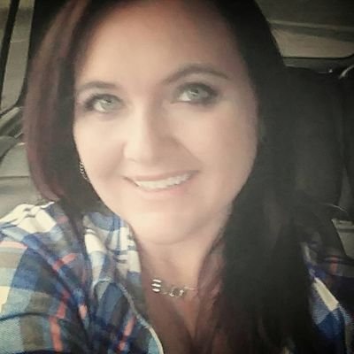 Profile Picture of Stacie Mullins (@stacielynn1980) on Twitter