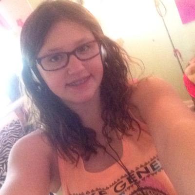 Profile Picture of Alexis Barr (@alexisbarr1477) on Twitter