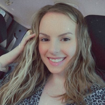 Profile Picture of Makenna Havard (@makenna__anne) on Twitter