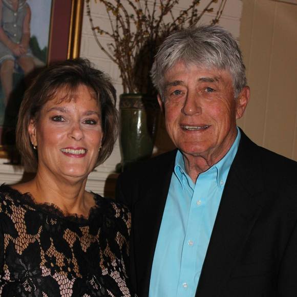 Profile Picture of Danny Smith (@smithdannyb) on Poshmark