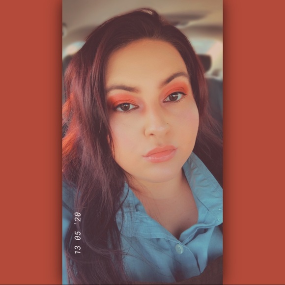 Profile Picture of Heather Coker (@heathercoker228) on Poshmark