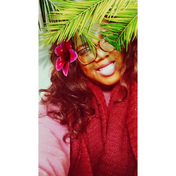 Profile Picture of Jodi Gibson (@jodi__gibs) on Poshmark