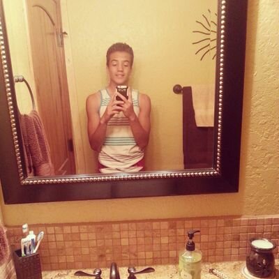 Profile Picture of Austin Hise (@4f02c32cf44445e) on Twitter