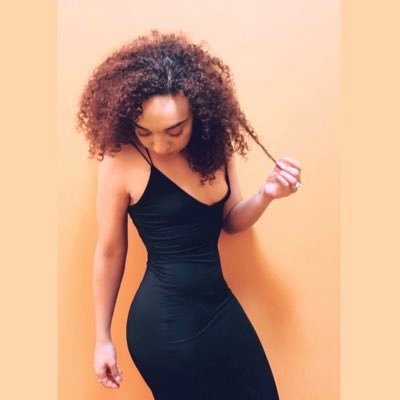 Profile Picture of Lightly Melanated, Hella Black. (@TheRealJadeJ) on Twitter