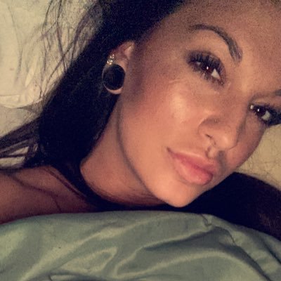 Profile Photo of Brittany Gail York (@BrittanyGail104) on Twitter