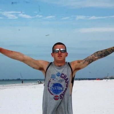 Profile Picture of HuckFinn (@JoshHuckleberry) on Twitter