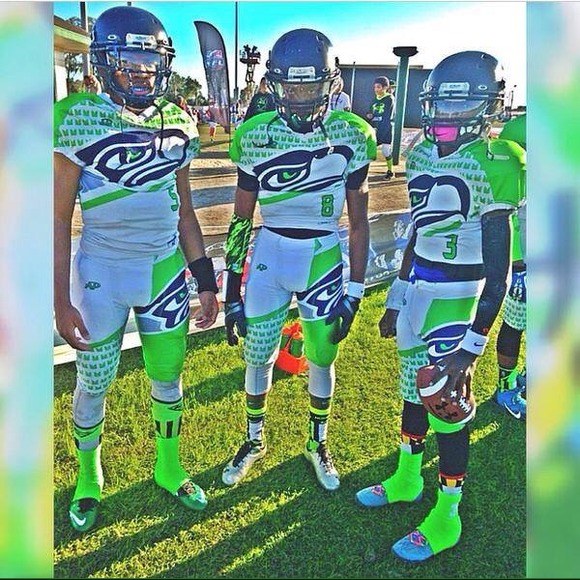 Profile Picture of Rozy Rozzay (@justus200) on Poshmark