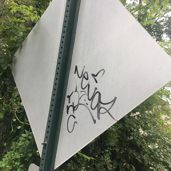 Profile Picture of Demetri Reaver (@demetrireaver) on Poshmark