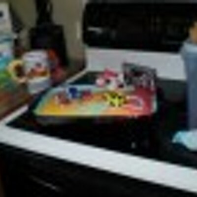 Profile Picture of Kim Laidlaw (@msky30) on Twitter