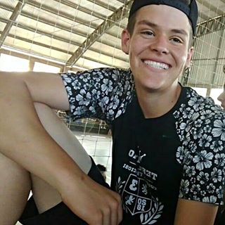 Profile Picture of Douglas Fontana (@Douglas.fontan) on Facebook