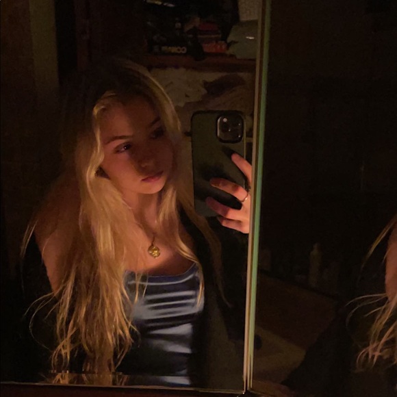 Profile Picture of Julianna Martorilli (@jumartorilli) on Poshmark