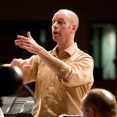 Profile Picture of John Martin Hacker (@johnhackersings) on Twitter