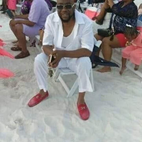 Profile Picture of Garry Scott (@garryscott) on Poshmark