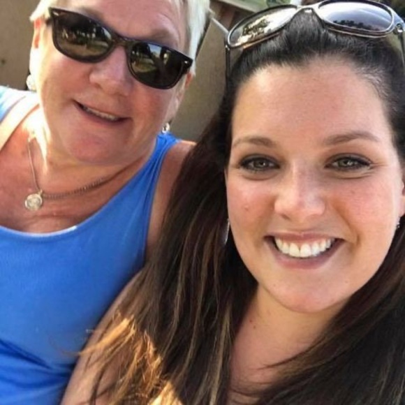 Profile Picture of Jamie Higgins (@jamiehiggins426) on Poshmark