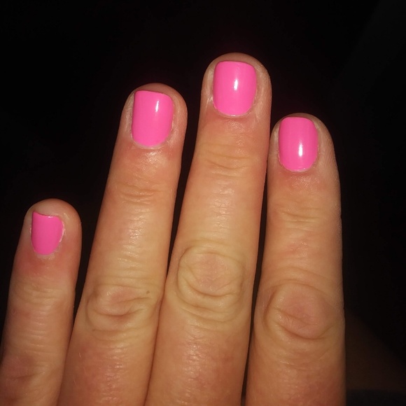 Profile Picture of Jina Larason (@jinalarason83) on Poshmark