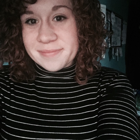 Profile Picture of Hannah Prellwitz (@hmprell) on Poshmark