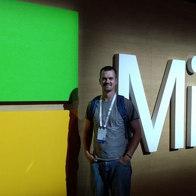 Profile Picture of Brooks Barnes (@BrooksBarnes1) on Twitter