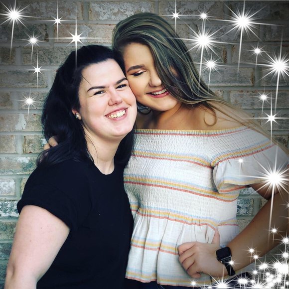 Profile Picture of Sydney Kretzinger (@sidkretz) on Poshmark