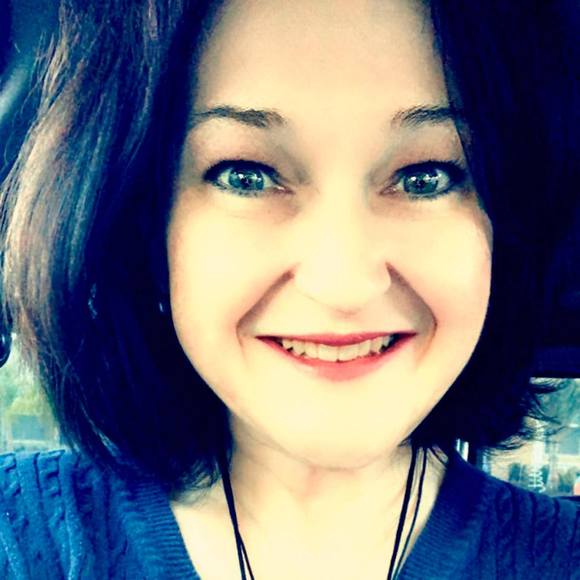 Profile Picture of Cindy Tweedy (@cindytweedy) on Poshmark